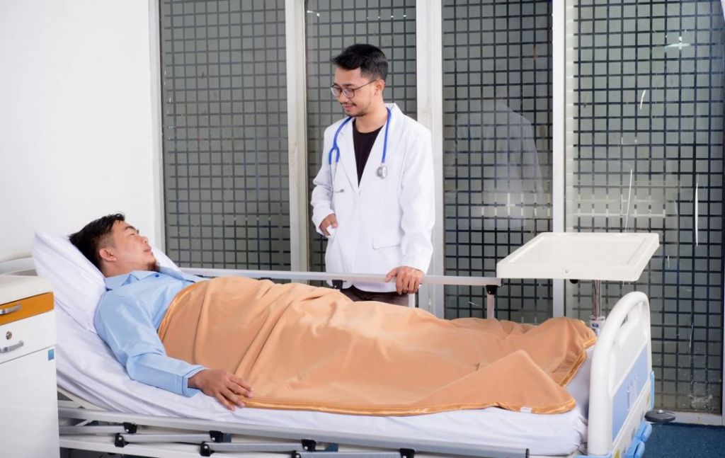 How to Bring up Cannabis Use With Your Doctor