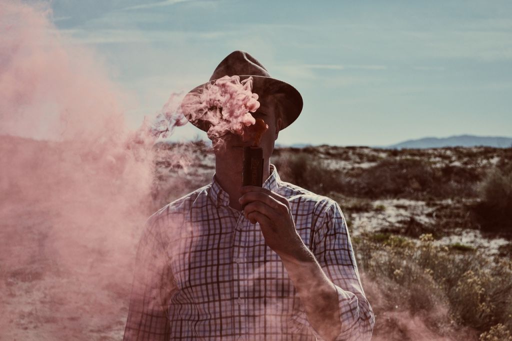 Why Staying Hydrated Is Important When You Vape Cannabis or CBD