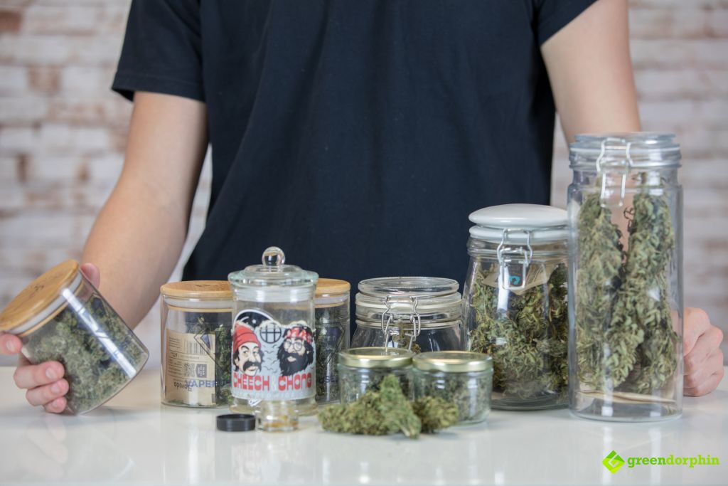 store your cannabis in glass jars 