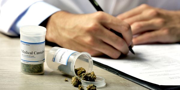 People are Switching Prescribed Drugs for Medical Marijuana