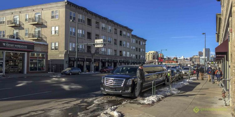 Denver Cannabis Tour Limo